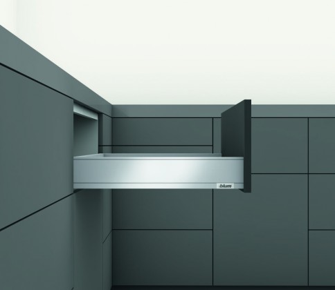 K-BLUM Legrabox M 500 mm/40 kg, grey, screw +  Classico Kristall 90 (822x474)