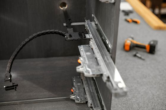 BLUM ESS.T1700 Amperos cable management set NL450