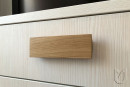 TULIP Handle Oblong oak lacquered+screws