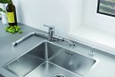 BLANCO 514277 Tap Linus-f chrome solution in front of the window
