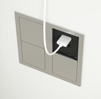 VersaHit Dual 1x230V, 2xUSB 5V, brushed aluminum