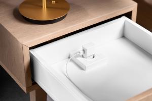 BLUM ESS.B01EB Amperos power element and cable, socket FR, white gloss